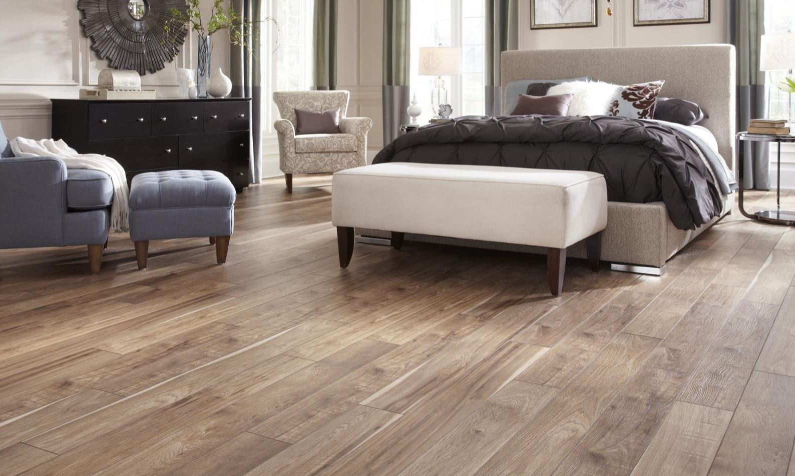 vinyl vs. hardwood - Novero Homes