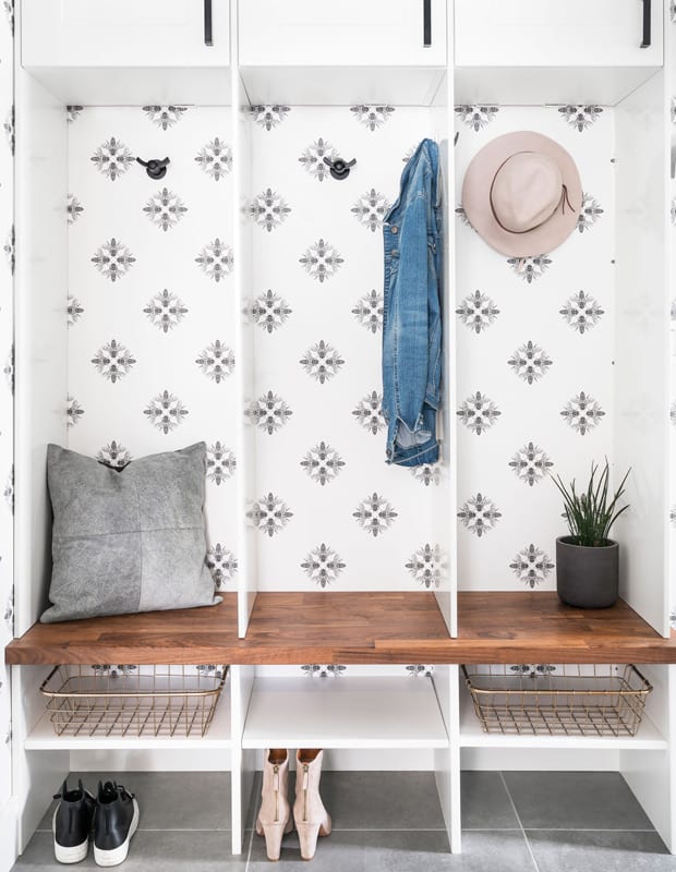 decluttered entry with organized cubbies