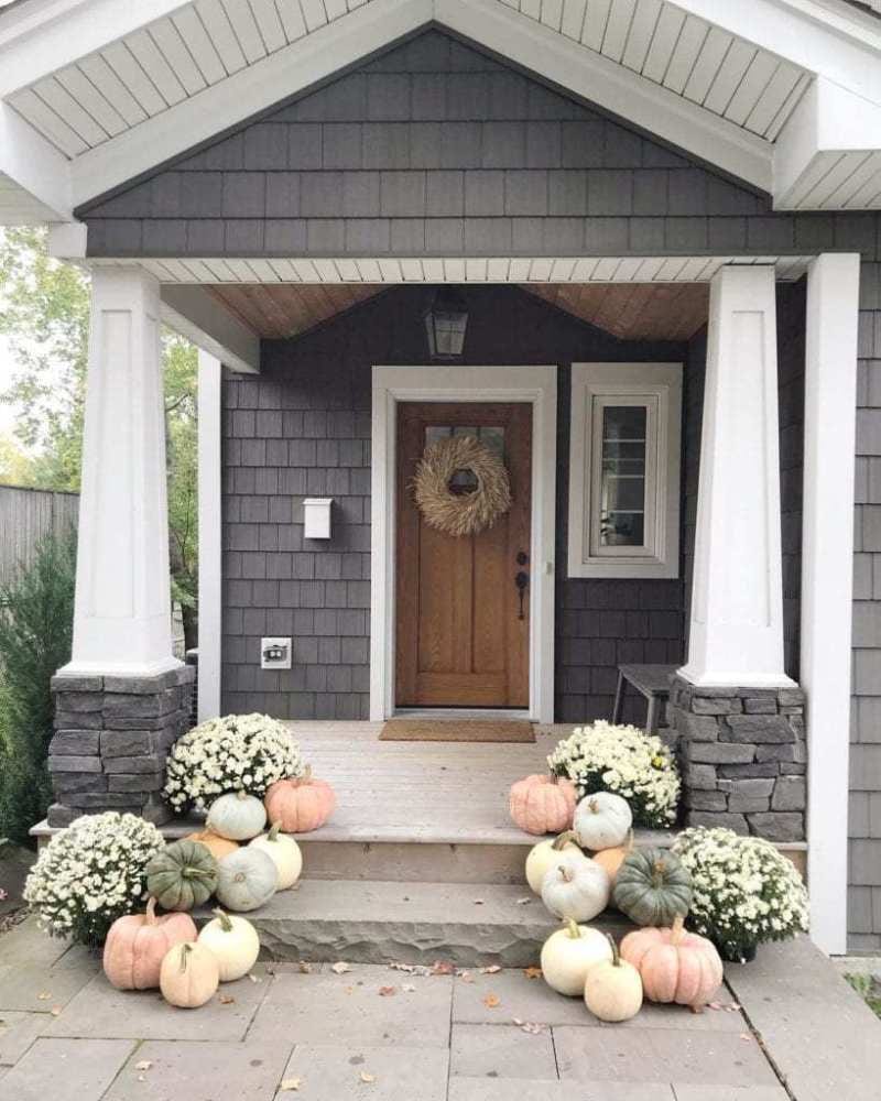 fall decor curb appeal