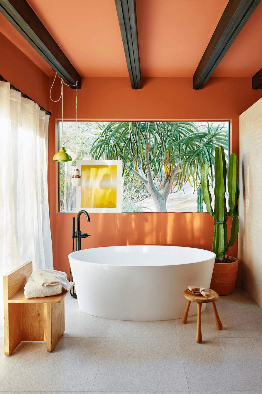 round soaker tub bathroom 