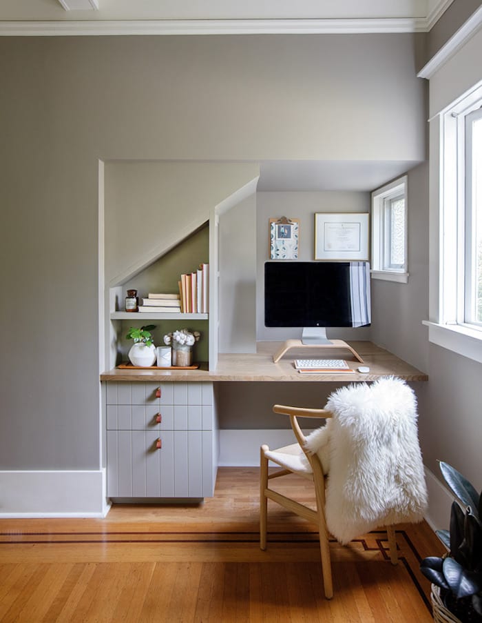 closet office with built in desk