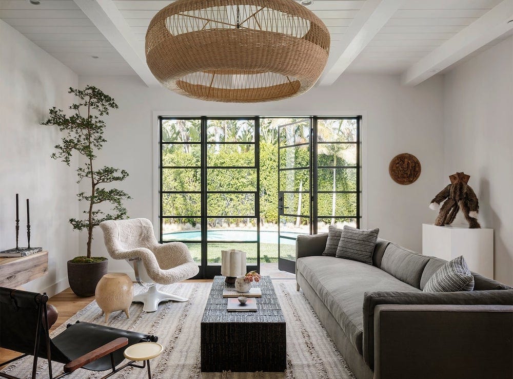woven oversized pendant trend
