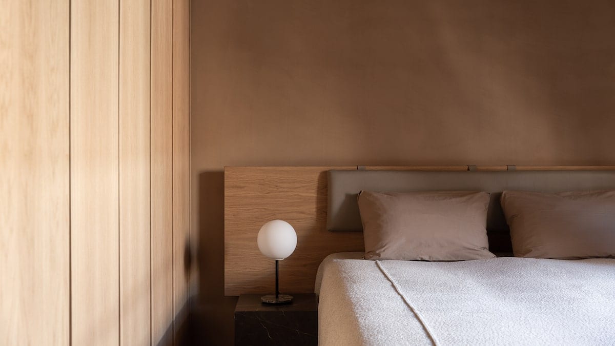 brown bedroom colours