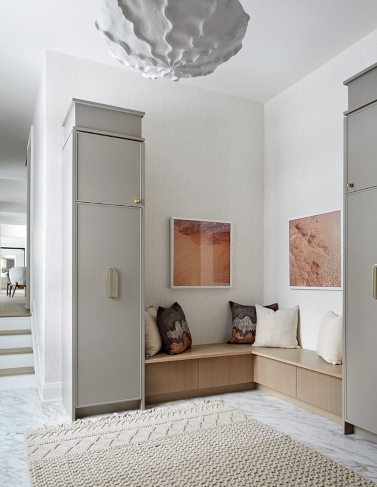corner mudroom