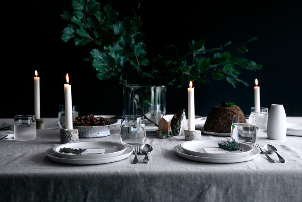 simple modern holiday table