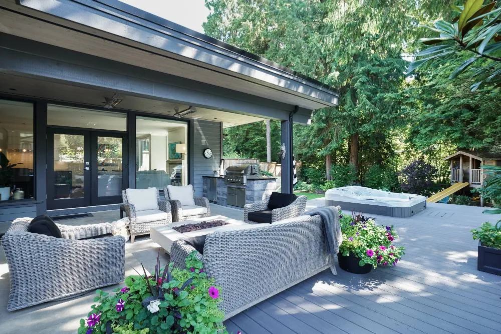 Home exterior renovation - outdoor living room