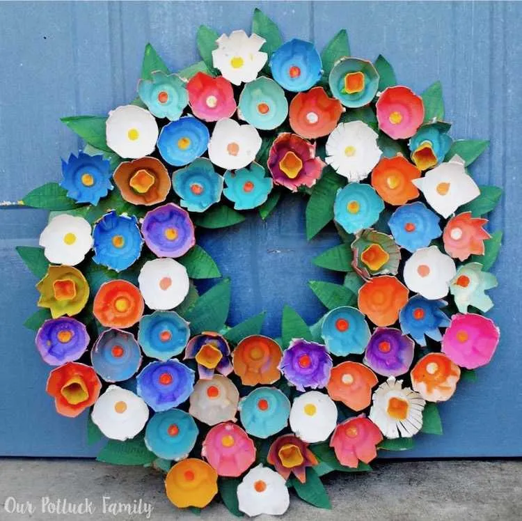 Easter craft: egg carton wreath