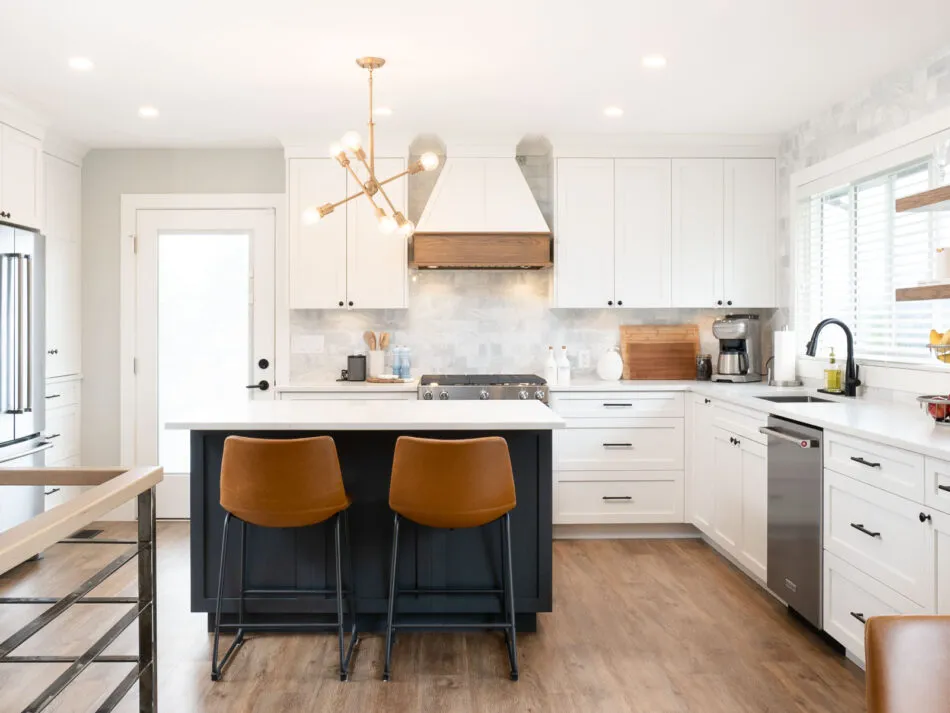 Coquitlam farmhouse chic kitchen