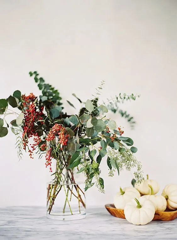 fall decor bouquet and mini pumpkins