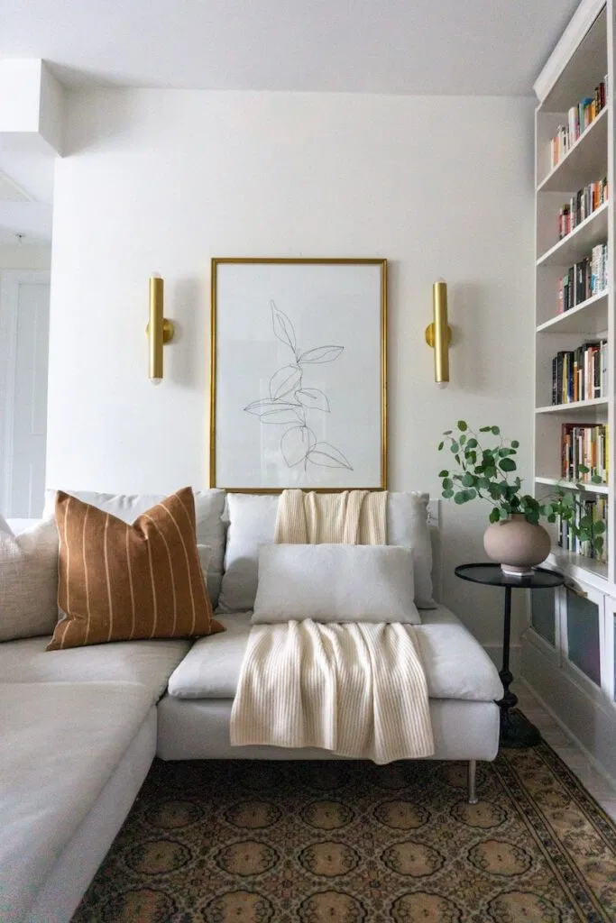 brass sconce lighting trend