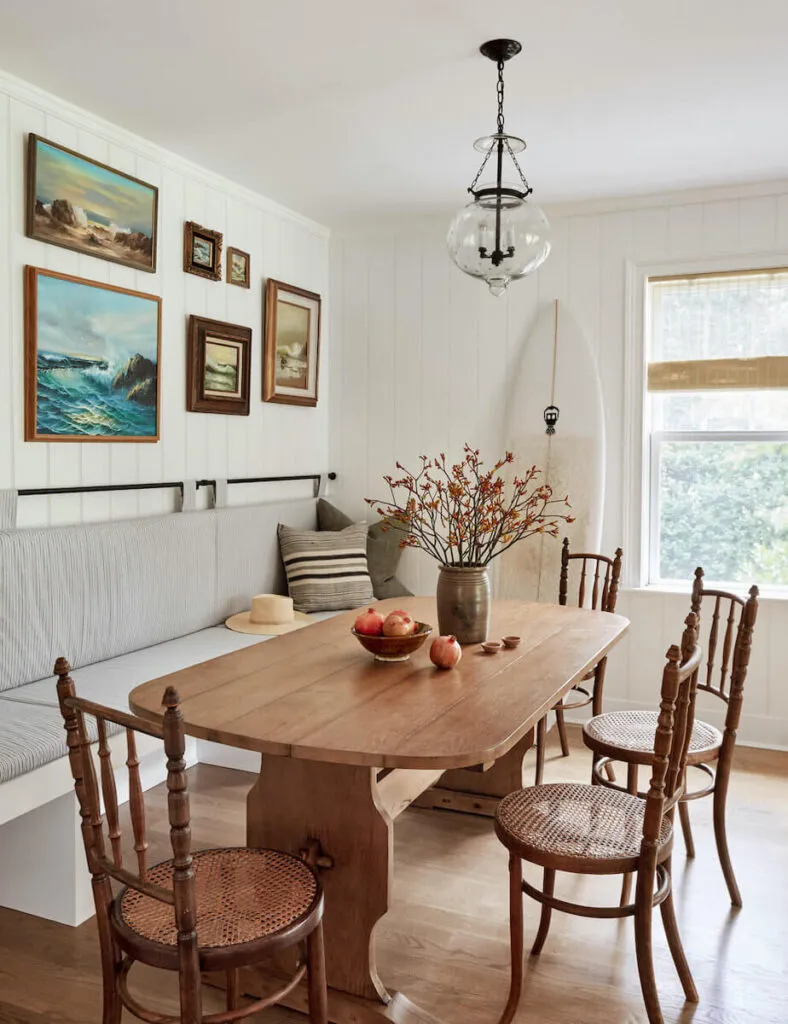 coastal style casual dining