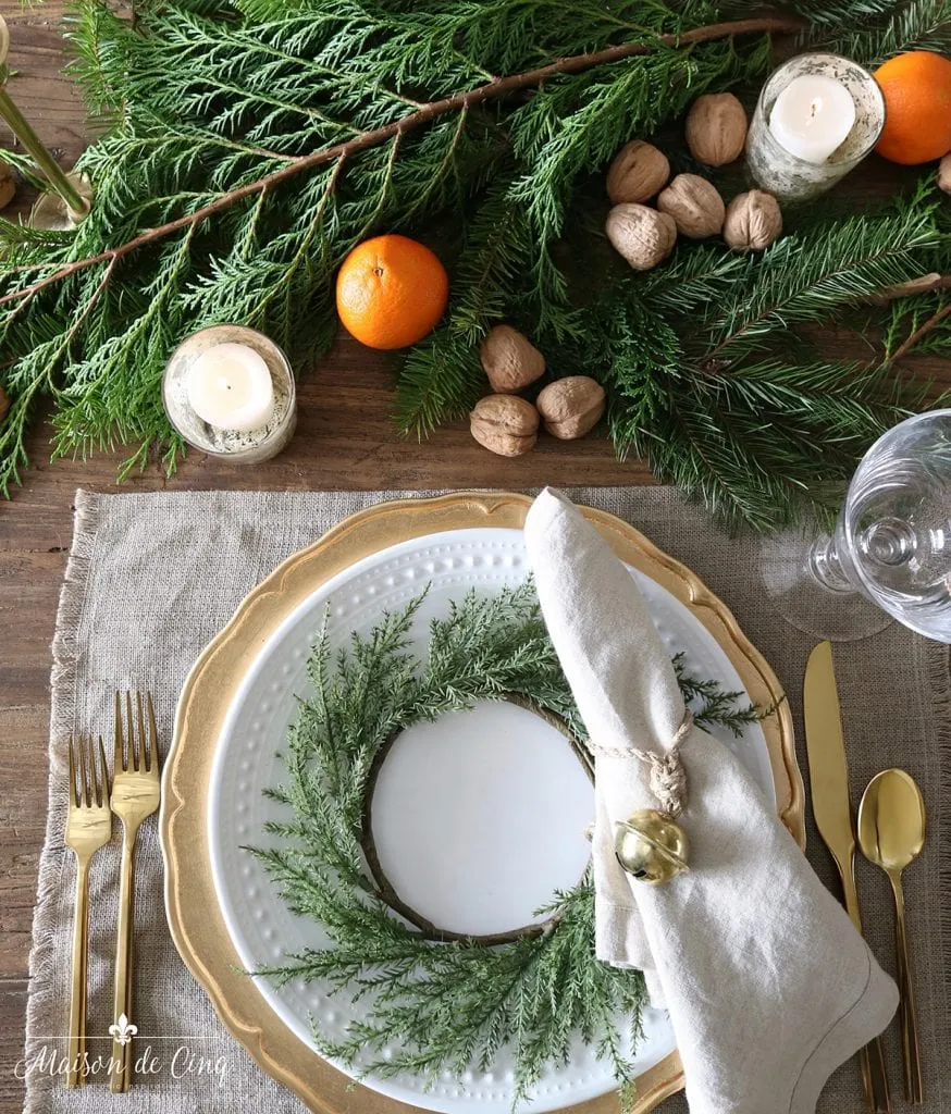 simple modern holiday table